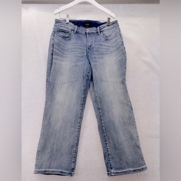NYDJ Denim - EUC Women’s NYDJ Not Your Daughters Jeans Denim Marilyn Straight Capris size 10